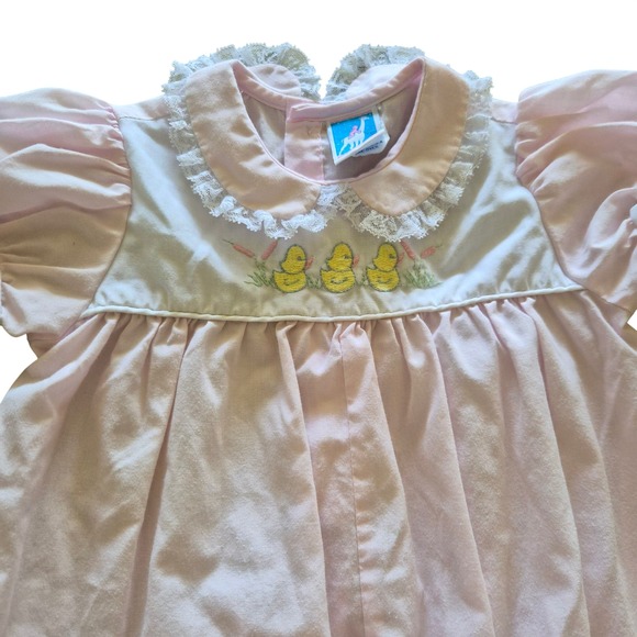 Toddle Tyke Other - Vintage Toddle Tyke Pink Duckling Embroidered Romper Lace Collar 12M Easter